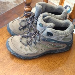 Merrell Chameleon Arc Mid Waterproof Canteen Hiking Boots